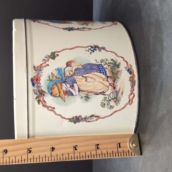 VGT,1980s Danish Butter Cookie Tin, Louise By Susy. - Picture 9 of 10
